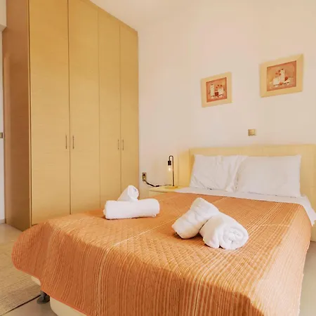 Holiday home Alonia View House